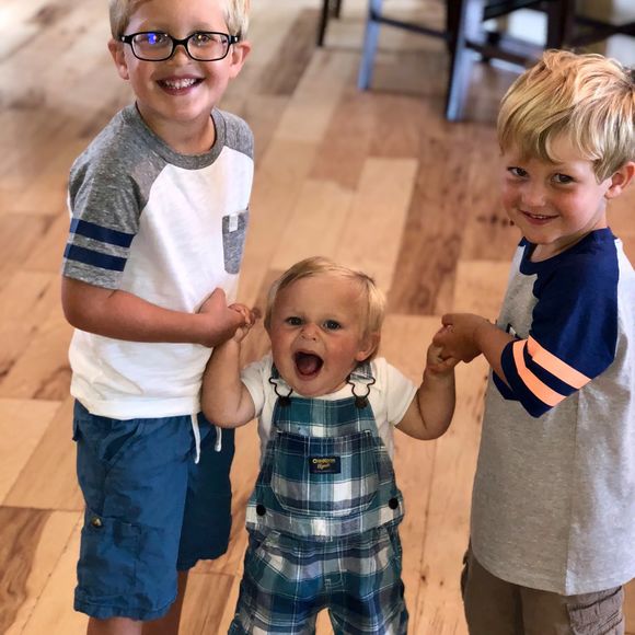 Meet your Posher, Sharon - Picture 1 of 1